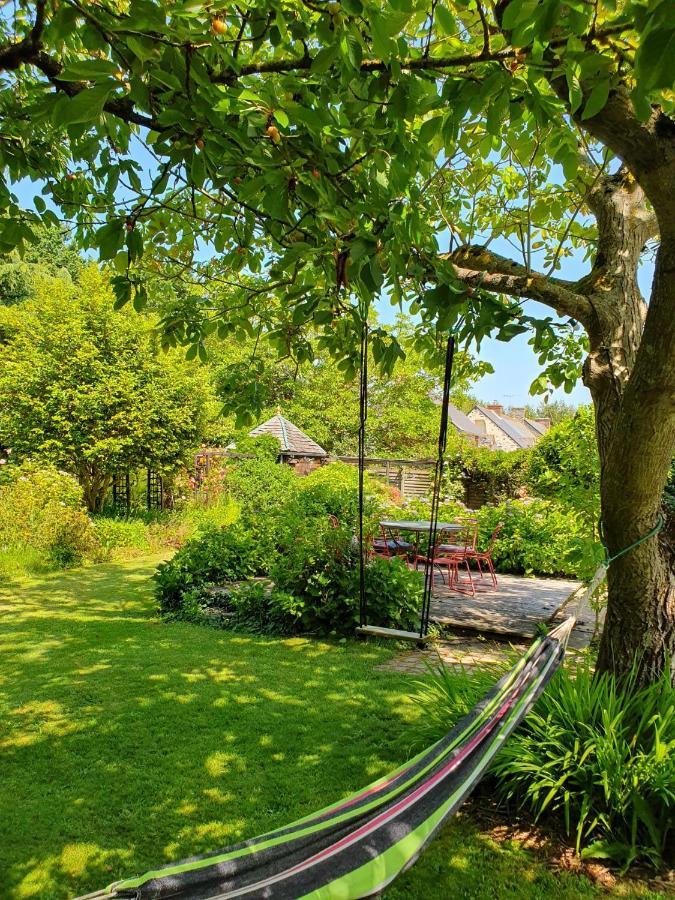 Maison En Pierre Dans Son Nid De Verdure Roz-Landrieux Dış mekan fotoğraf